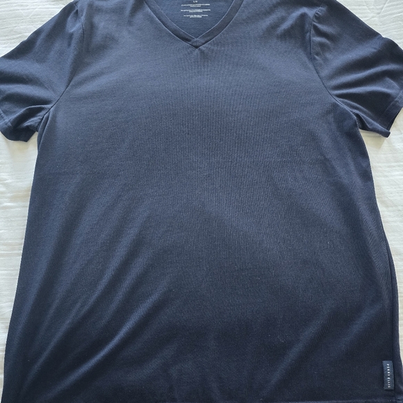 Perry Ellis V Neck tee-shirt, blue, size large - Picture 2 of 2
